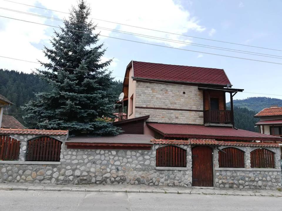 Guest House Diva Reka Beli Iskar Εξωτερικό φωτογραφία